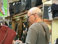 興味深々・・・