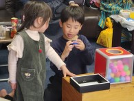 ﾋﾞﾝｺﾞｹﾞｰﾑのお世話係さん　かわいい！！